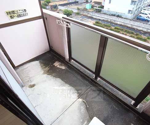 バルコニー　日当たり良好なベランダです。