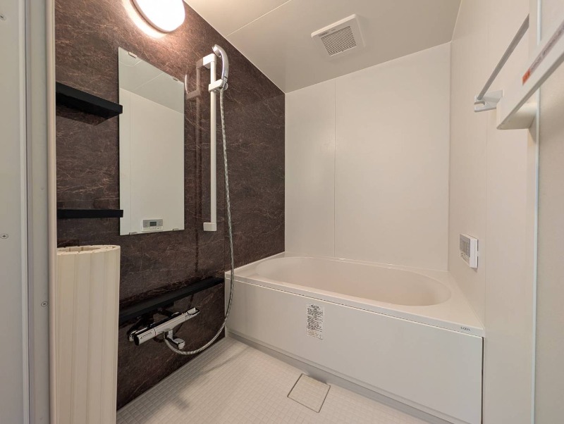 バス・シャワールーム　一日の疲れを癒しましょう