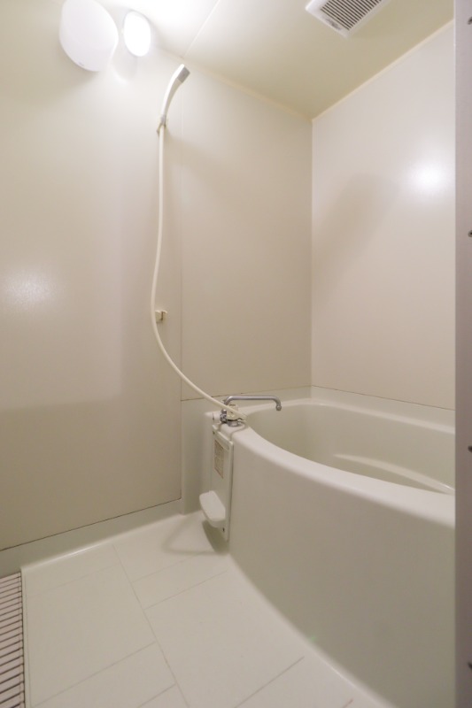 バス・シャワールーム　図面と現状に相違がある場合には現状を優先