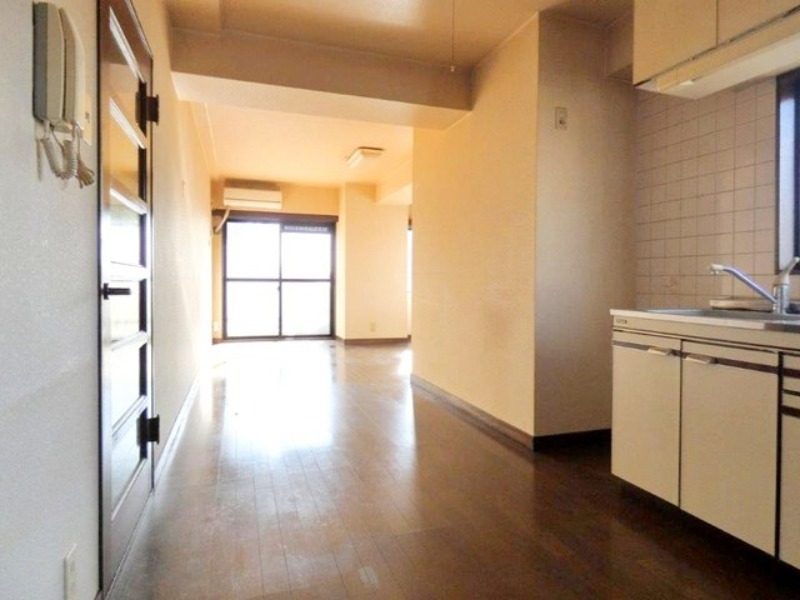 居室・リビング　図面と現状に相違がある場合には現状を優先