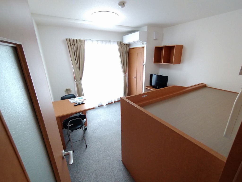 居室・リビング　1階はフローリング仕様です。