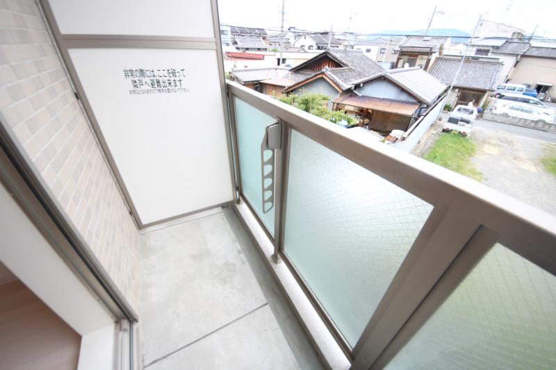 バルコニー　陽当たり良好なバルコニーです