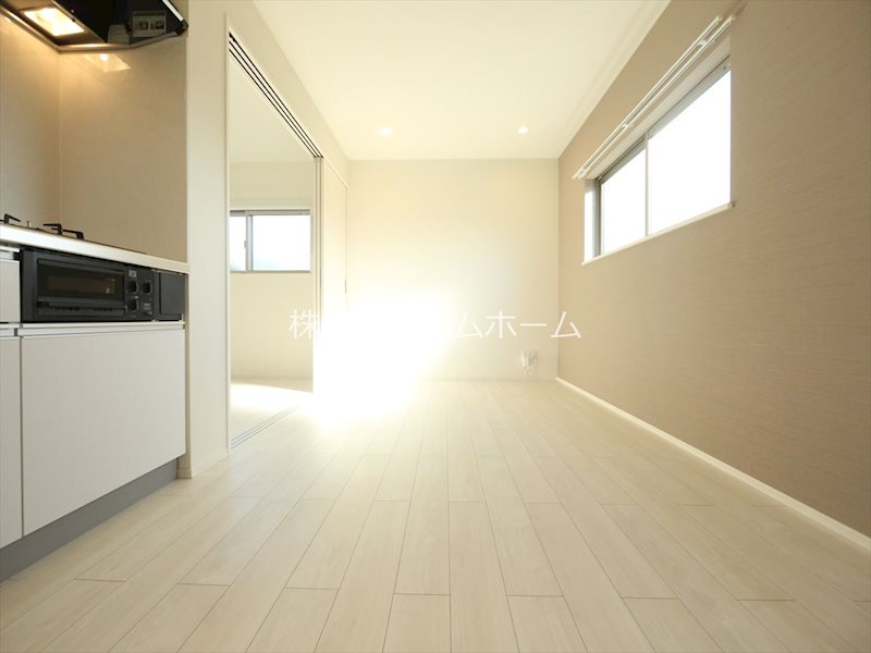 その他　ＬＤＫ8.6帖　システムキッチン　エアコン完備