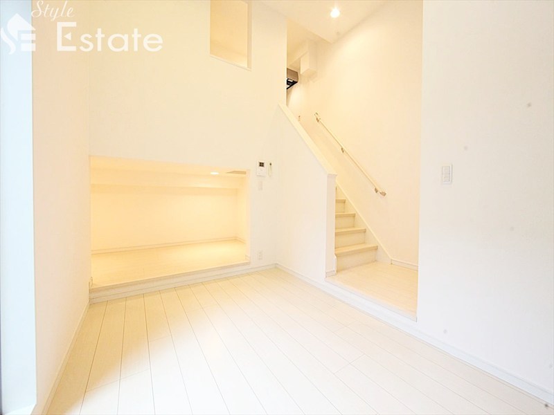 居室・リビング　内装