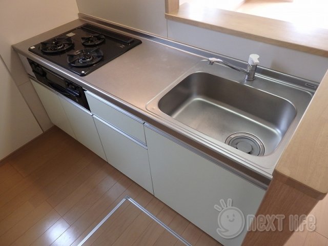 キッチン　ブルーレース下鶴間B