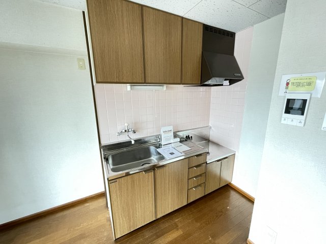 キッチン　別号室別間取りの参考写真です