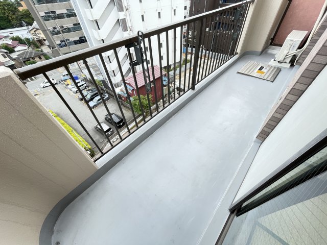 バルコニー　別号室別間取りの参考写真です