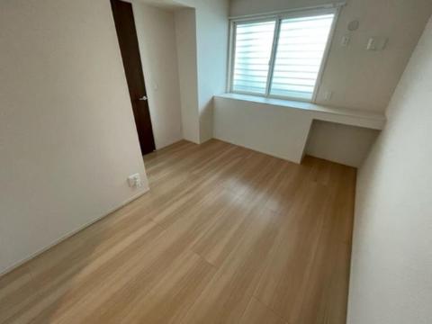 居室・リビング　室内