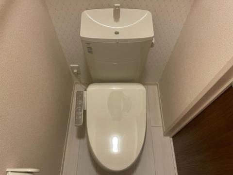 トイレ　トイレ