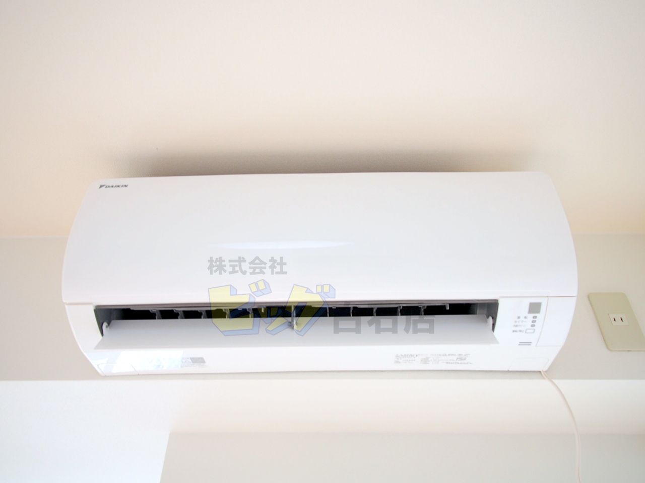 その他設備　夏も快適なエアコン付きです♪