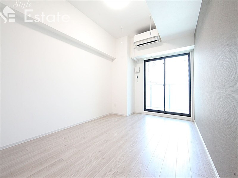 居室・リビング　内装