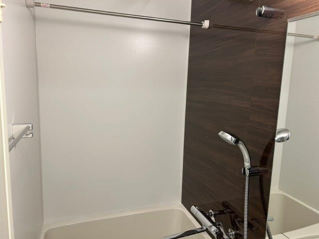 バス・シャワールーム　別部屋参考写真