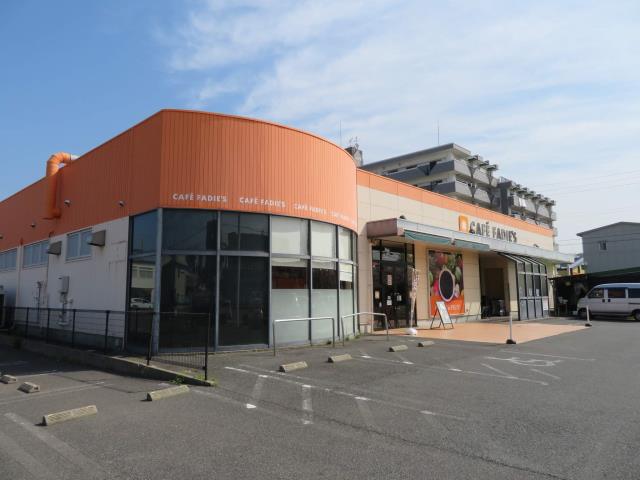 スーパー　カフェファディ（スーパー）まで386m