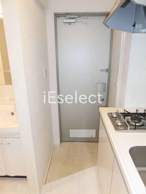 玄関　靴箱ございます。