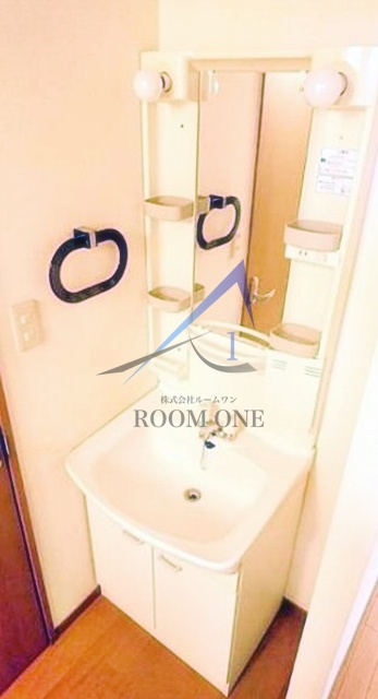 洗面設備　洗面台です。