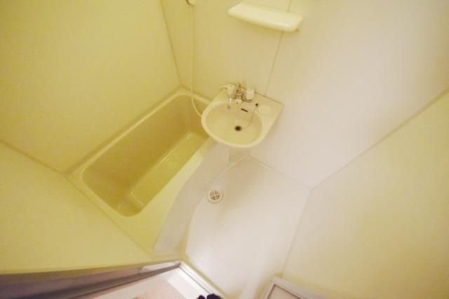 バス・シャワールーム　★お風呂で一日の疲れを癒してください★