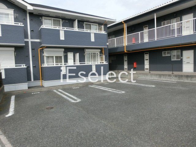 駐車場　敷地内駐車場