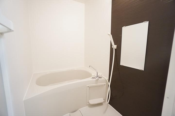 バス・シャワールーム　きれいなお風呂です