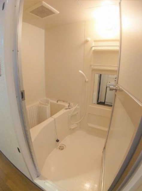 バス・シャワールーム　バスルーム