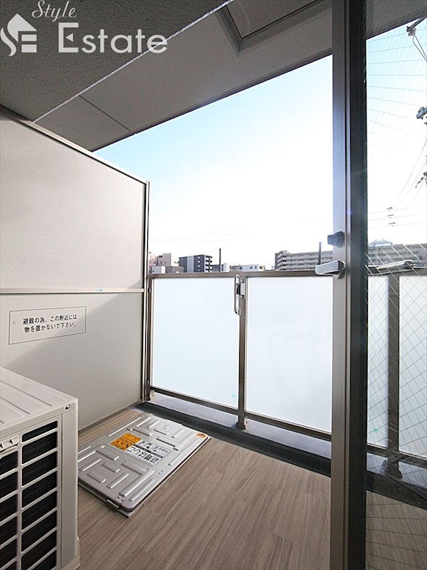 バルコニー　バルコニー