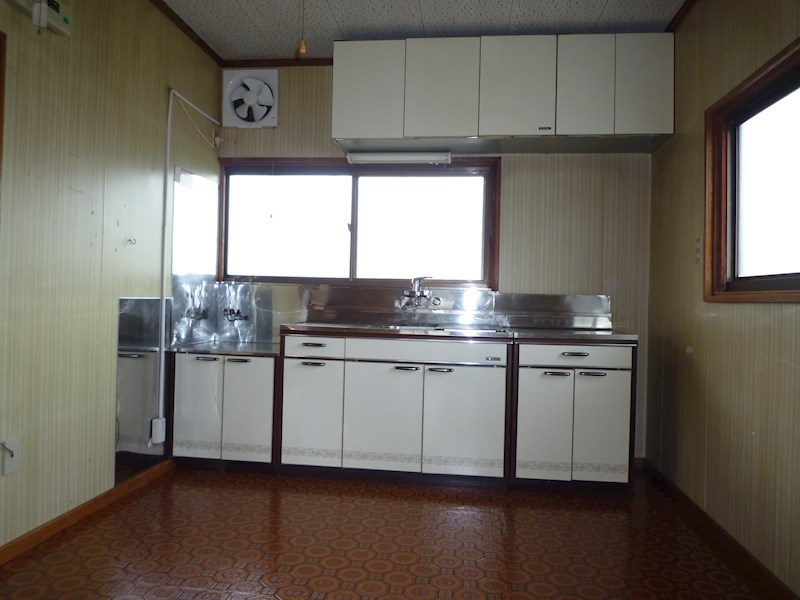 キッチン　写真は類似