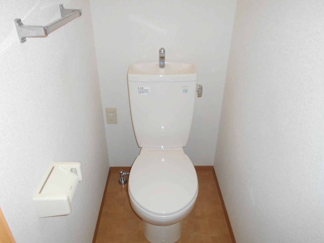 トイレ　写真は他のお部屋です。