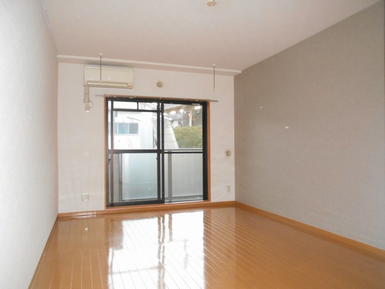 居室・リビング　写真は他のお部屋です。