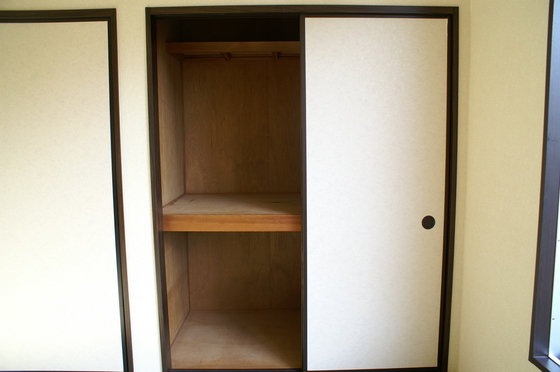 収納　※別部屋の写真です