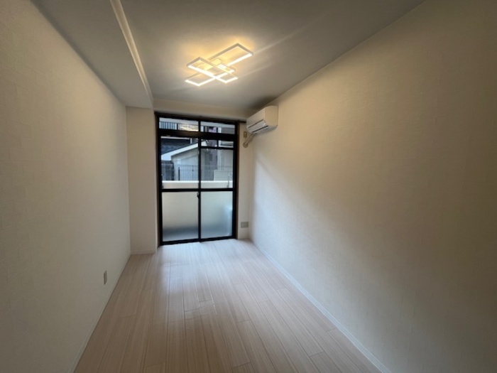 居室・リビング　アリエスかまくら　洋室