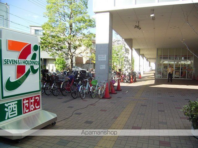 コンビニ　セブンイレブン（コンビニ）まで450m