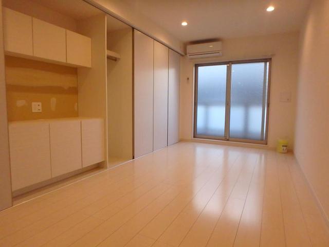 居室・リビング　洋室１