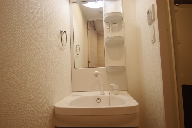 洗面設備　※別室の参考写真の為、現況優先です。