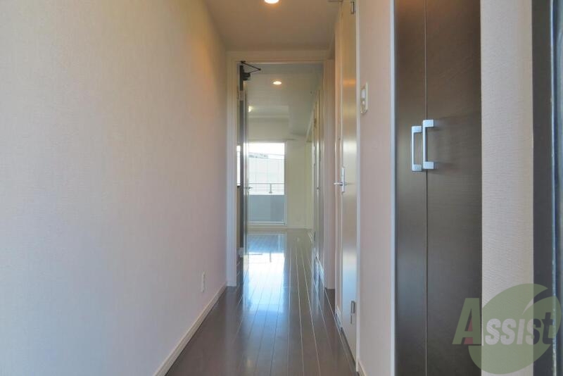 玄関　開けたらわかるこれ、きれいな部屋ですよ。見たままですが。