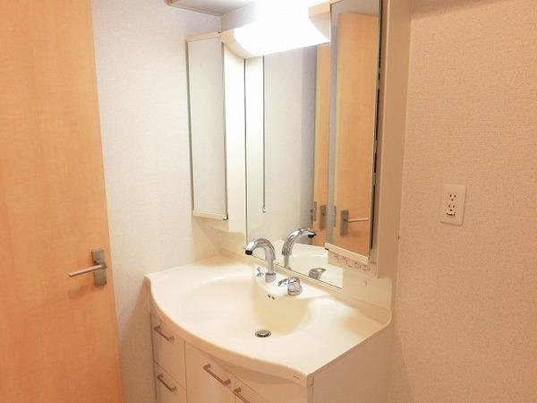 洗面設備　シャンプードレッサー！