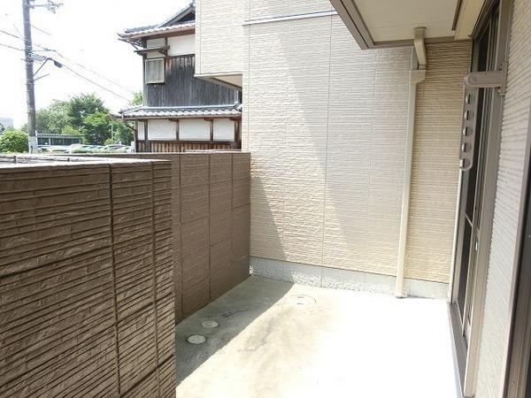 バルコニー　テラス！日当たり良好！