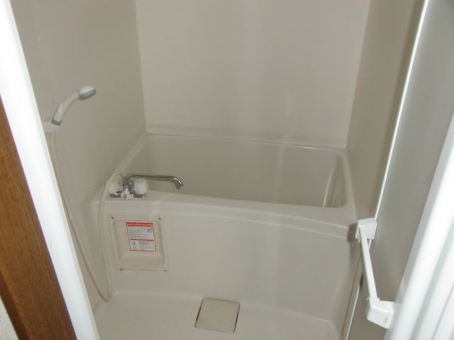バス・シャワールーム　お風呂です。