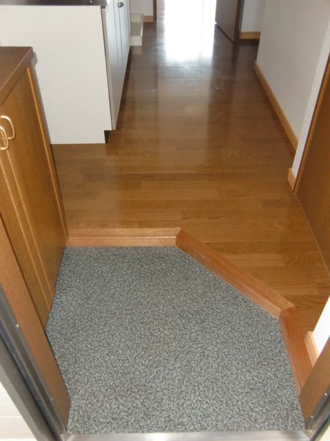 玄関　広い玄関です。