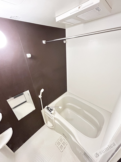 バス・シャワールーム　あったかお風呂ひんやりお風呂、洗濯物も乾かせる浴室暖房乾燥