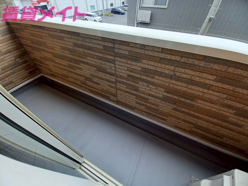 バルコニー　同型参考写真