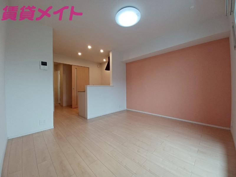 居室・リビング　同型参考写真