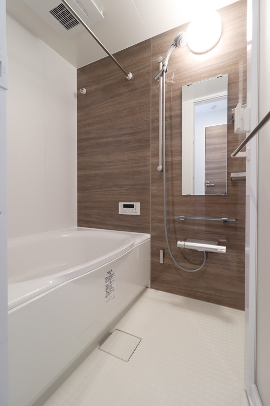 バス・シャワールーム　図面と現状に相違がある場合には現状を優先