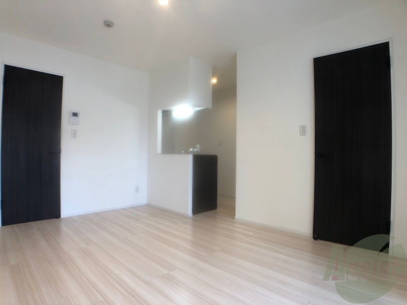 居室・リビング　広くてきれいなリビングです！快適に過ごせそうですね。