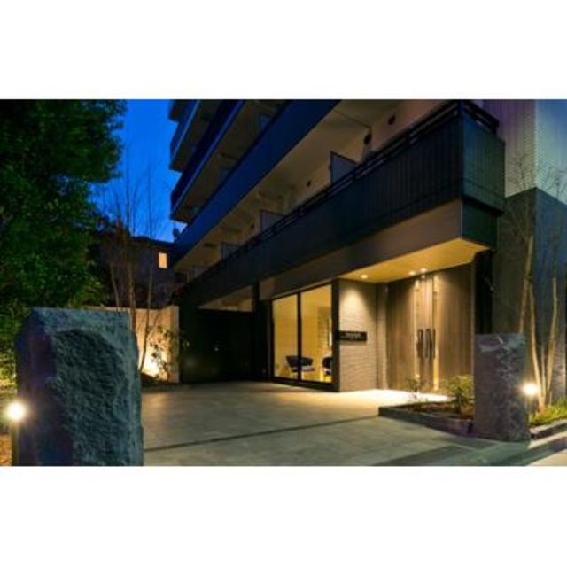 エントランス　ゆとりのあるエントランスです