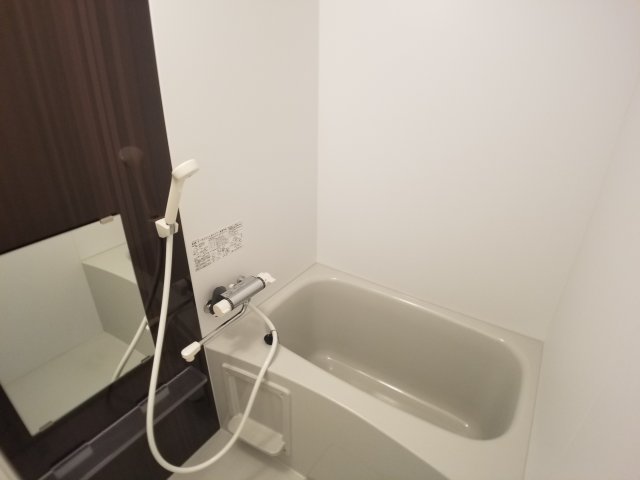 バス・シャワールーム　同シリーズ物件のモデルルームになります。