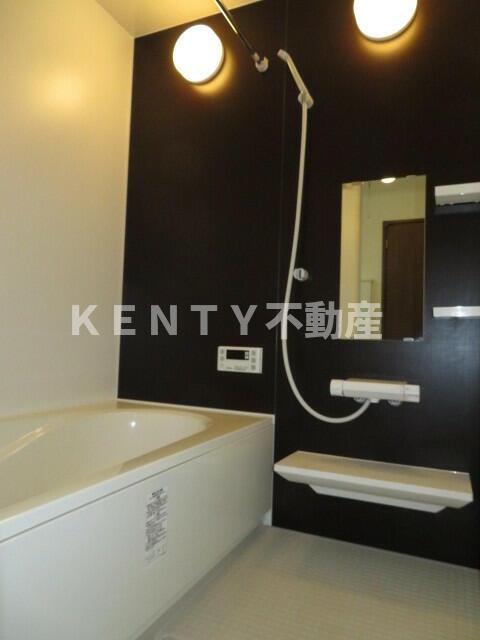 バス・シャワールーム　日々の疲れを癒すお風呂付です