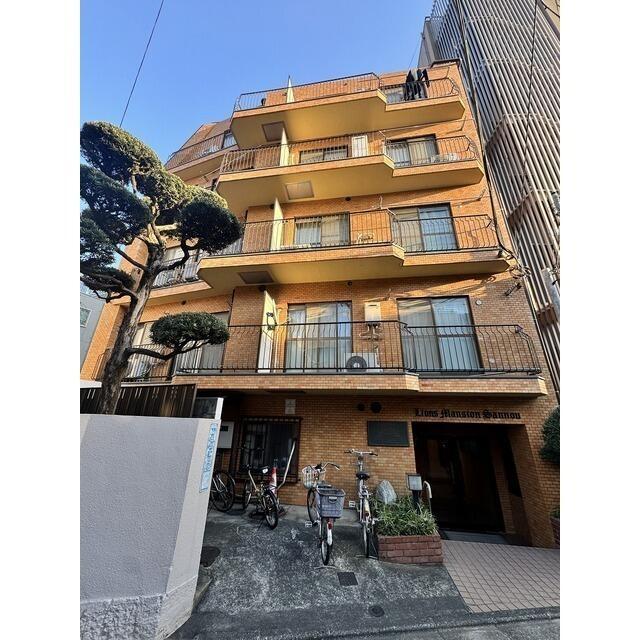 建物外観　?