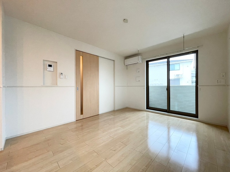 居室・リビング　図面と現状に相違がある場合には現状を優先