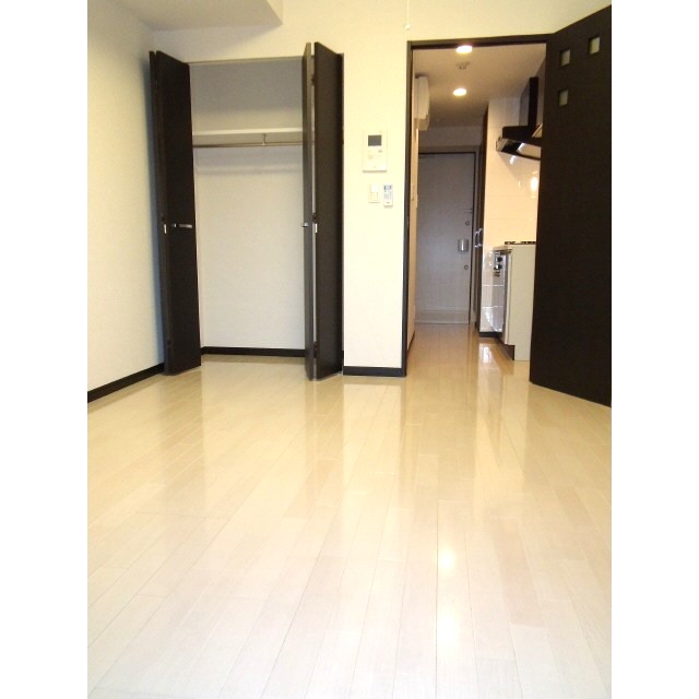 居室・リビング　※反転タイプです。