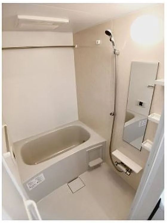 バス・シャワールーム　同タイプの画像です