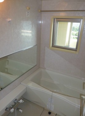 バス・シャワールーム　☆ゆったりとしたバスルーム☆